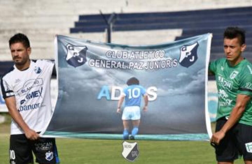 Homenaje a Diego Maradona en el amistoso entre Juniors y Sportivo Belgrano