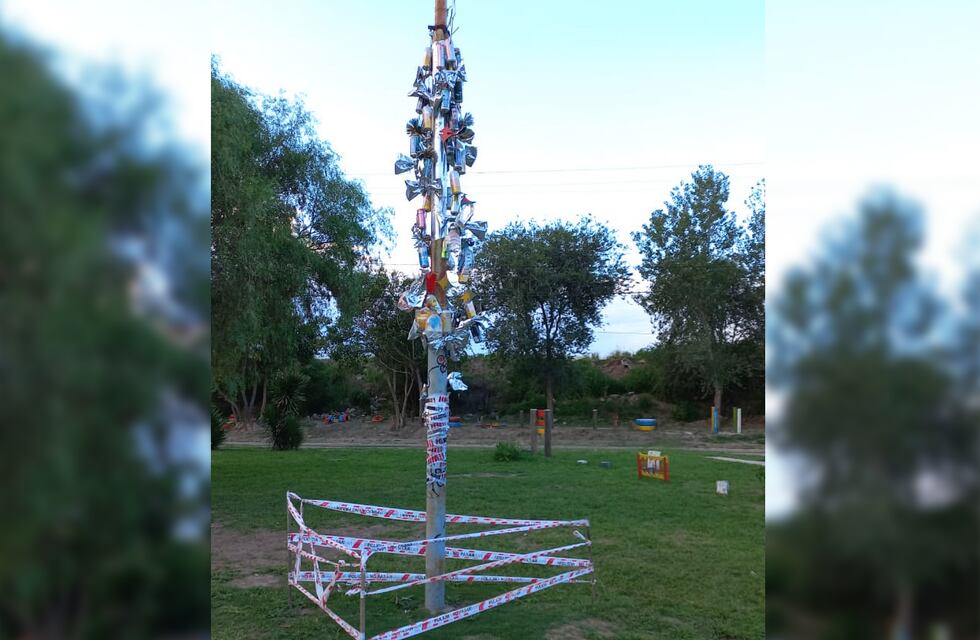 Operario de Epec, sobre el poste electrificado en El Chingolo: “Con tocarlo, si no estás bien calzado, te agarra corriente”