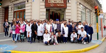 Salto Grande y Veteranos de Malvinas realizan paseos con escuelas  de Concordia.