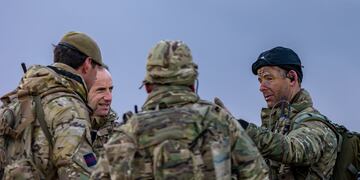 Malvinas: ejercicios militares, repudios argentinos y expresiones de la sociedad británica