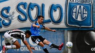 A Estudiantes de Río Cuarto se le escapó al final la victoria frente a Chaco For Ever (Tomy Fragueiro / La Voz).
