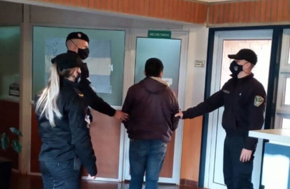 Tras estar prófugo durante seis meses, la Policía capturó a un hombre acusado de violación contra su hija menor de edad