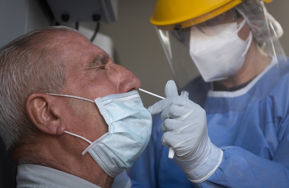 Colapsaron los centros de testeos masivos en Salta Capital