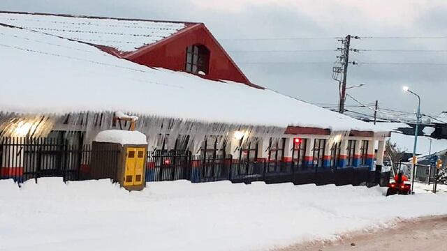 El Municipio colaboró con la limpieza de los accesos a las escuelas provinciales