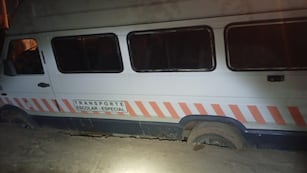 Una de las unidades de transporte escolar afectadas en Córdoba.