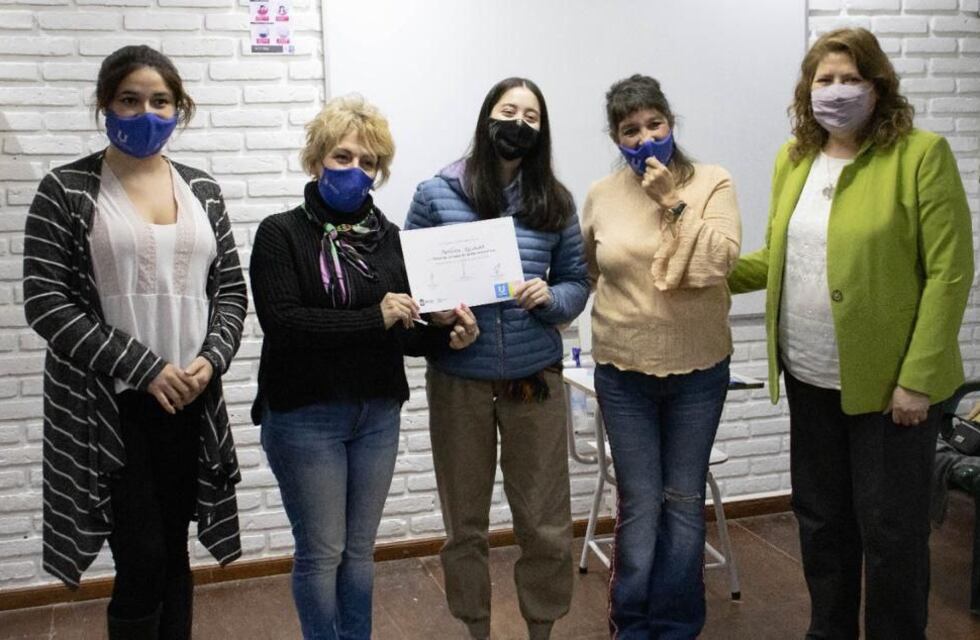 El Municipio realizó la entrega de Certificados a quienes concluyeron el Taller de Lenguaje de Señas