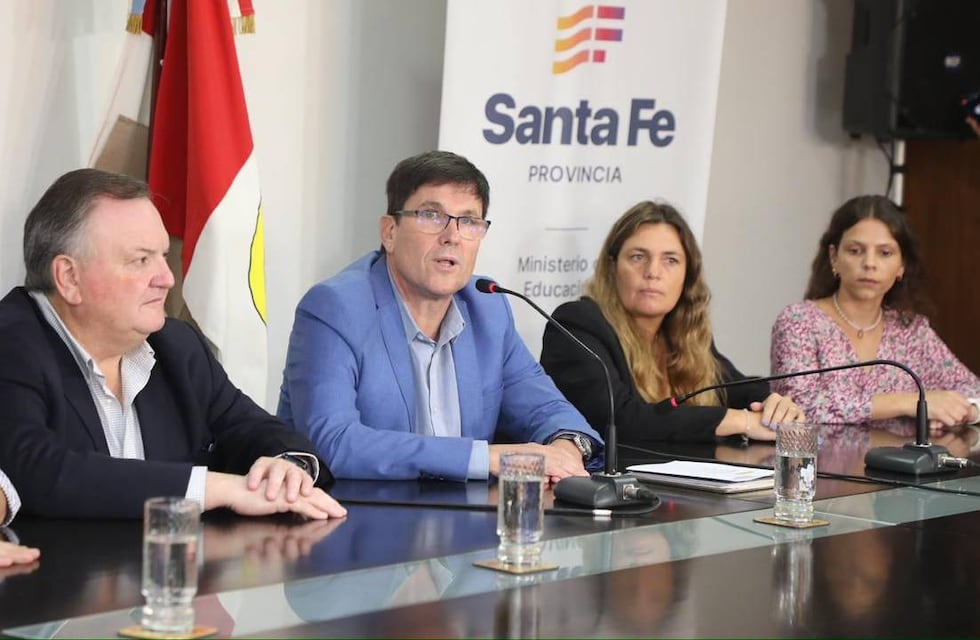 Asistencia Perfecta en Santa Fe: premios reabren discusión sobre presentismo docente