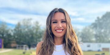 Pampita nos enseña cómo vestirnos con conjuntos monocromáticos, esta vez en blanco