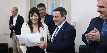 “Estas formaciones redundan en una mejor atención a los pacientes”, resaltó el ministro Luis Medina Ruiz.