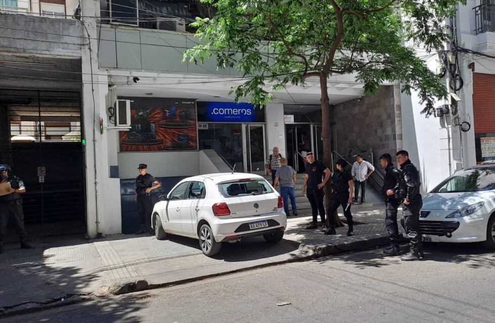 Intento de robo y ladrón baleado en Rosario: liberan a los policías detenidos