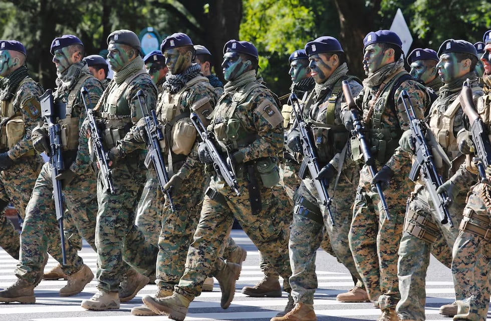 El personal de las Fuerzas Armadas recibe un incremento salarial en septiembre