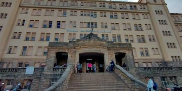 El Hospital Interzonal General de Agudos de Mar del Plata, donde fue trasladada la joven, pero acabó muriendo.