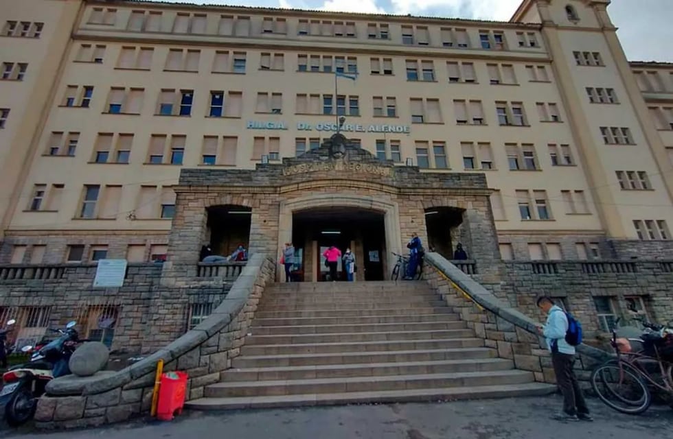 Una adolescente mató de una puñalada a una joven tras una discusión y huyó