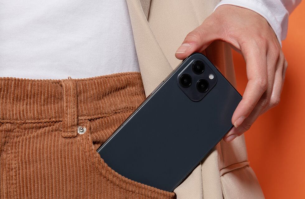 Preocupación por la consecuencia que podría traer guardar el celular en el bolsillo