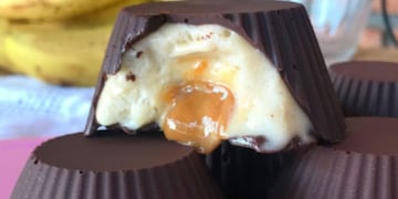 Estos son los bombones de banana y chocolate.
