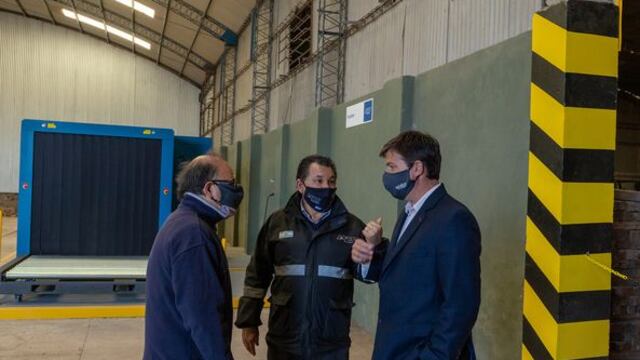 Alejandro Luciani participó de la inauguración de un depósito fiscal en Pérez (Facebook Comuna de Soldini)