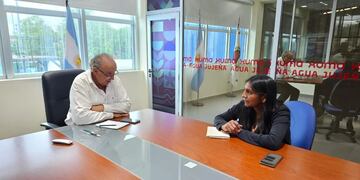 El presidente de Agua Potable de Jujuy, Juan Carlos García, y la intendente de Tilcara, Sonia Pérez, trazaron una agenda preliminar de trabajo para encarar obras en esa ciudad turística.