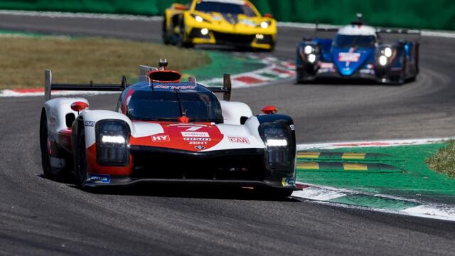 Pechito logró el tercer lugar con Toyota en las 6 Horas de Monza.