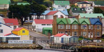Reino Unido designó a la nueva gobernante de las Islas Malvinas. Conocé quién es Alison Mary Blake.
