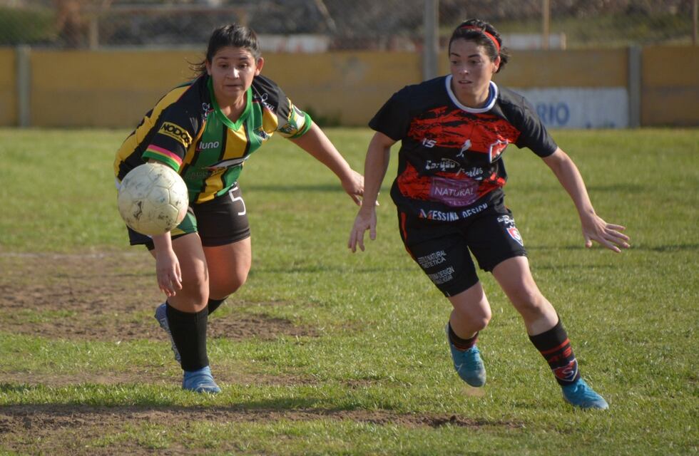 Fútbol Femenino: victoria de Sporting y empate de Rosario en el torneo de Ascenso