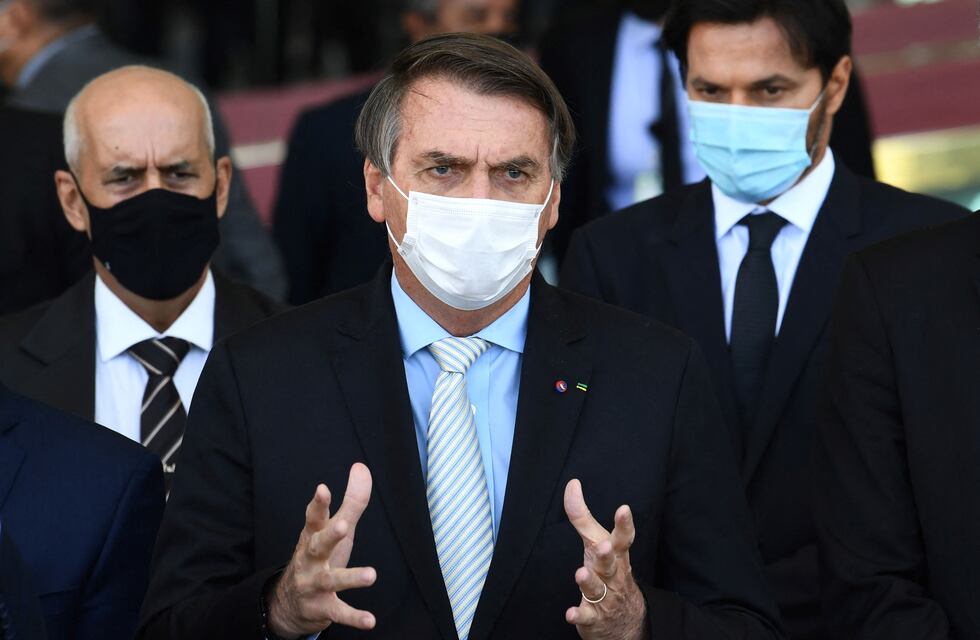 Bolsonaro anunció la creación de un comité para combatir covid en el peor momento de pandemia