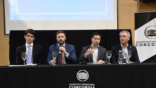 Humming Airways presentó su plan de vuelos Concordia–Buenos Aires