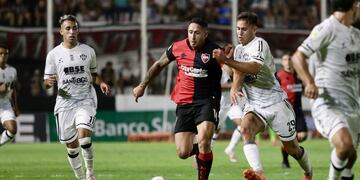 Armando Méndez tiene chances de volver a jugar tras su lesión.