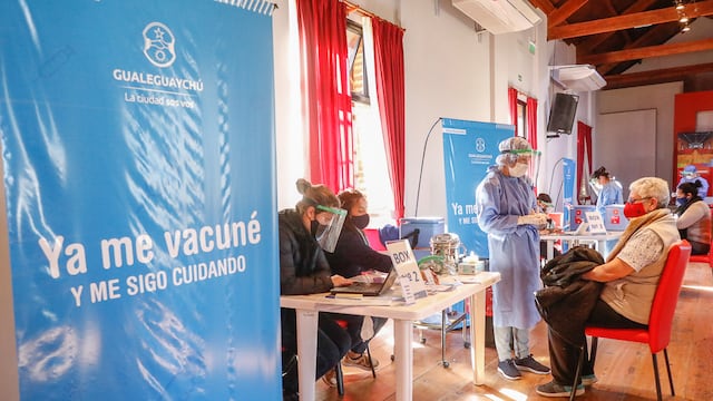 Vacunación masiva COVID-19