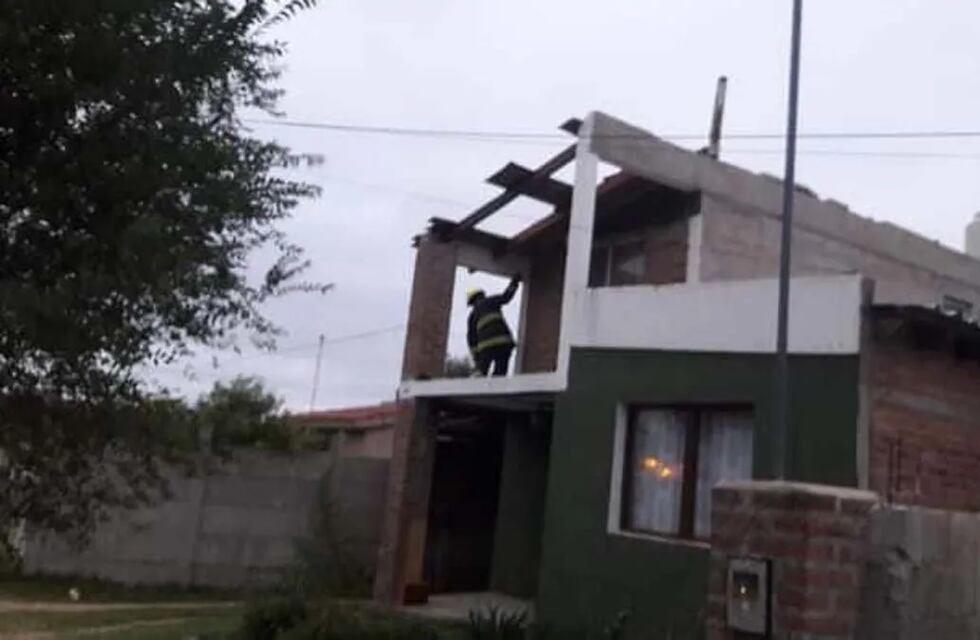 Tormenta en Córdoba: cortes de luz, caída de árboles y otros daños en la provincia