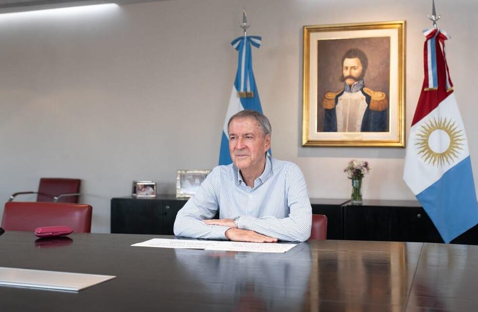 El saludo por fin de año de Juan Schiaretti para los cordobeses