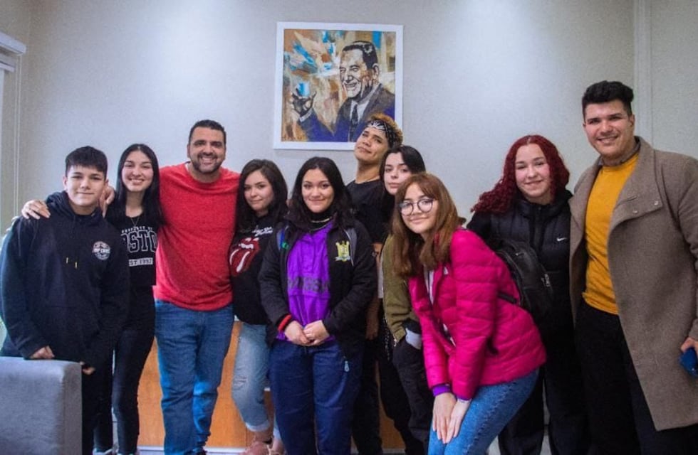 Vuoto se reunió con autoridades del Centro de Estudiantes del colegio Sábato