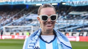 La Joaqui alentó a Racing desde la cancha en el clásico contra Independiente y mostró su amor por un jugador en particular