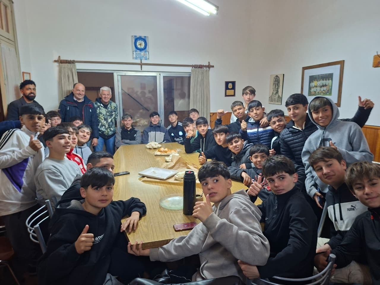 El diputado provincial Alejandro Dichiara de visita en Tres Arroyos