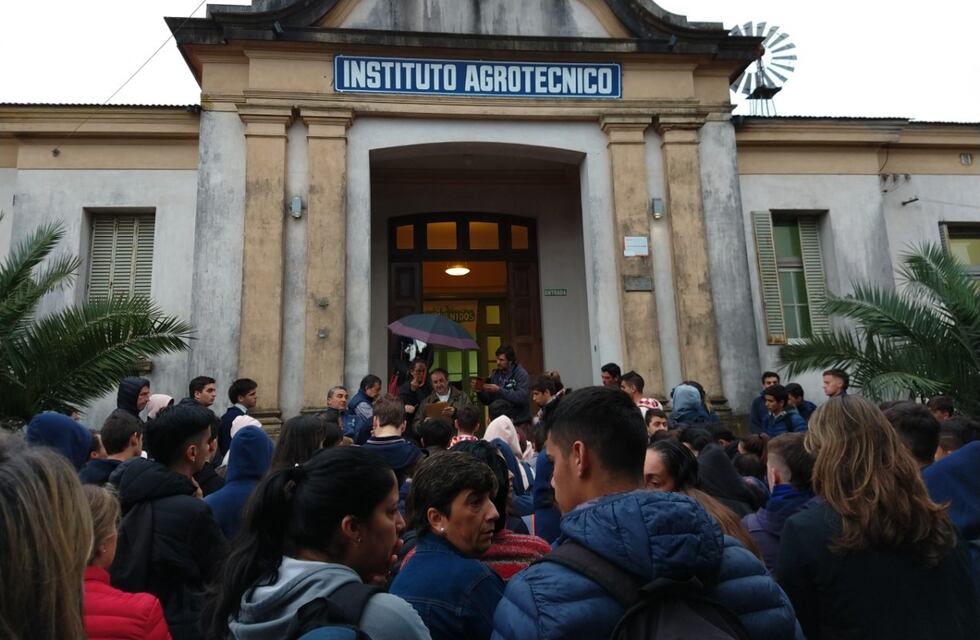 Vandalismo y robo en una escuela de Gualeguaychú: los desconocidos hasta defecaron en las aulas