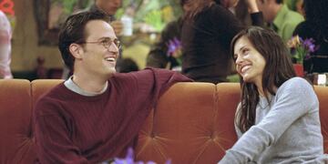 Courteney Cox reveló cómo es su conexión espiritual con Matthew Perry: “Me visita”