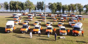 Este miércoles se presentaron los camiones, utilitarios, y furgones que prestarán el Servicio Municipal de Agua Potable en Carlos Paz.
