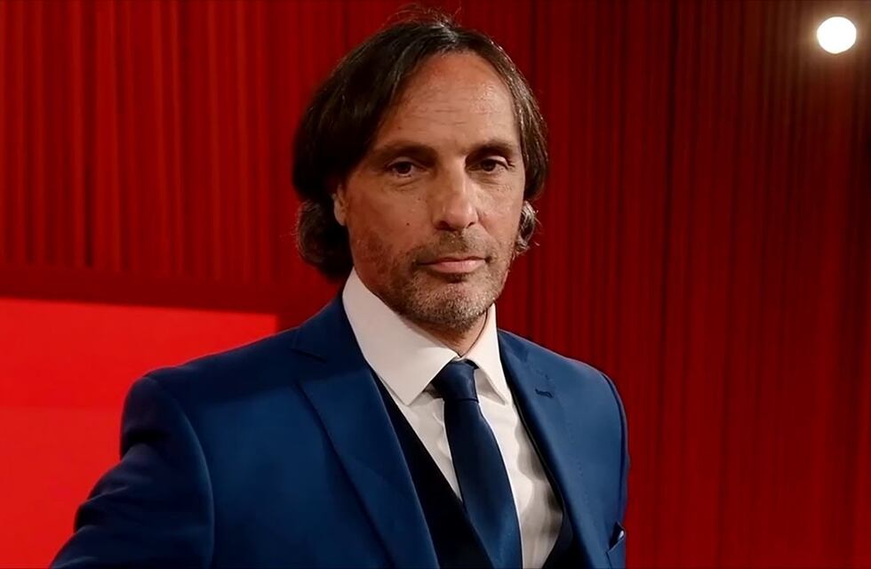 Gustavo López se descargó por no poder ir a ver a la Selección Argentina y Coscu lo apuró