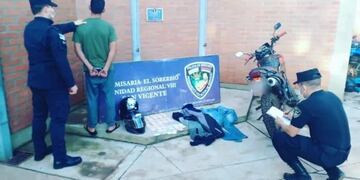 Motociclista detenido acusado de asaltar una estación de servicio en El Soberbio.