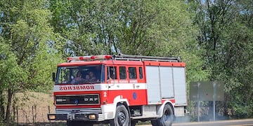 Los Reartes. Autobomba de los Bomberos Voluntarios de Los Reartes. Clave en el surgimiento del nuevo cuartel.