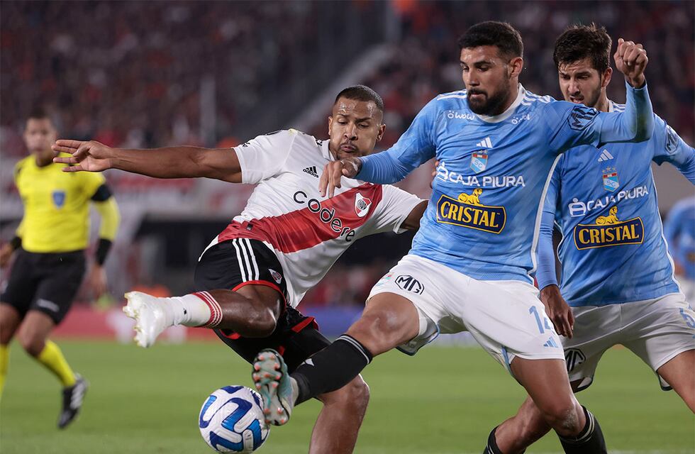 Copa Libertadores: con un jugador menos, River le ganó 4 a 2 a Sporting Cristal