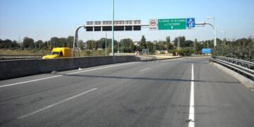 La autopista Presidente Cámpora donde sucedió el siniestro.