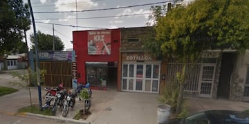 Crimen en un cotillón de zona oeste