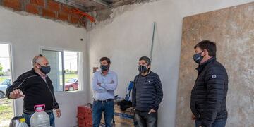 Soldini: gracias al programa provincial “Lote propio”un vecino tendrá su vivienda en noviembre (Facebook Comuna de Soldini)