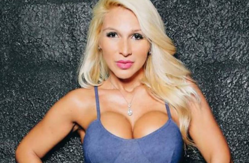 Cecilia Oviedo posó en diminuta lencería y desafió los límites de la censura