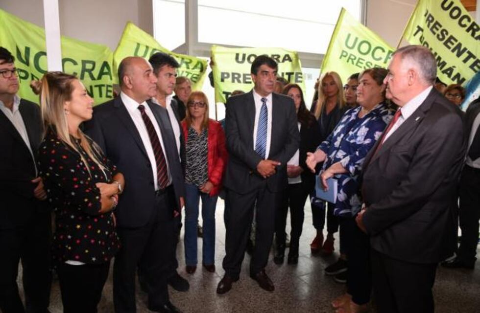 El gobernador Manzur y el vicegobernador Jaldo, recorrieron la obra del Centro de Desarrollo Infantil de Cebil Redondo