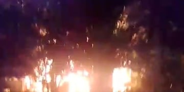 Un incendio destruyó una vivienda en el barrio 20 de Junio de Eldorado.