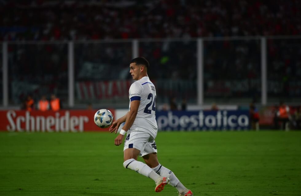 Ramón Sosa y por qué le gustan los Talleres-River; la bronca de Armani y la lesión de Botta