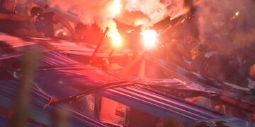 Un espectáculo visual impactante pero peligroso por el uso de pirotecnia. Belgrano será sancionado (La Voz).