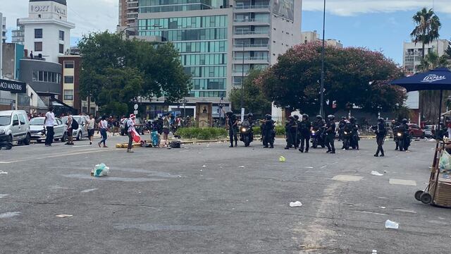 Hubo incidentes a 40 minutos del inicio del Superclásico. (@leandropaz08)