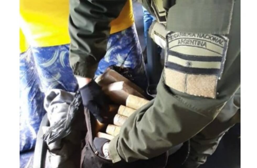 Incautan marihuana trasladada en un ómnibus en San Vicente